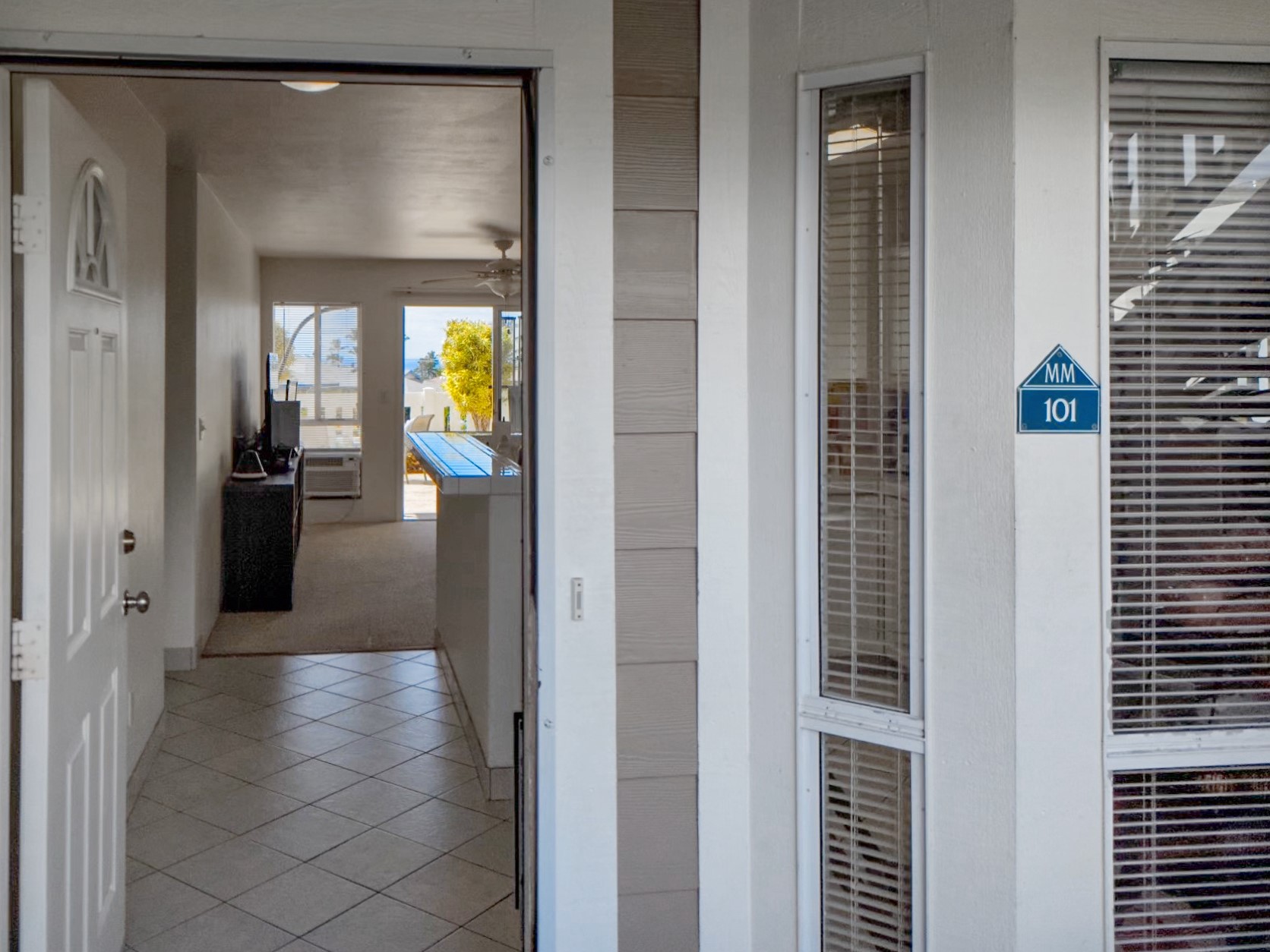 You can see the ocean from the front door!  Welcome home to unit MM101 at Alii Lani.