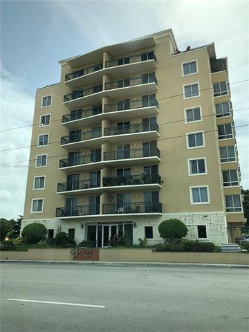 $3,400 | 2501 Douglas Road, Unit PH2 | Golden Pines