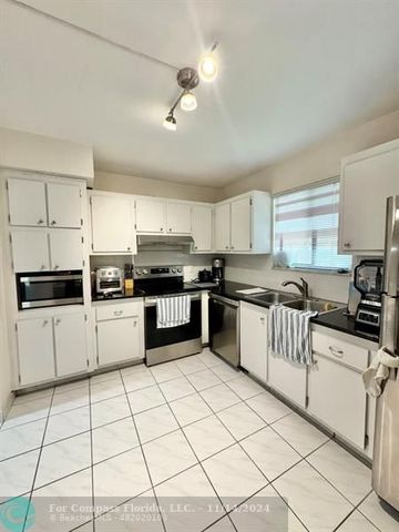 $2,800 | 182 Lakeview Drive, Unit 204 | Bonaventure