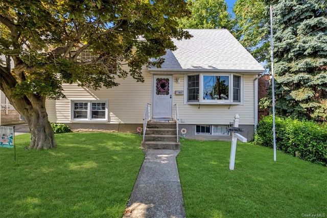 $630,000 | 101 Earley Street | City Island