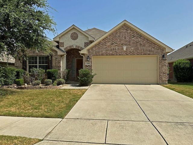 $374,900 | 2205 Willow Creek Drive | Paloma Creek South