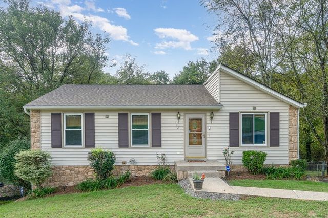 $374,900 | 132 Timberlake Drive | Hendersonville