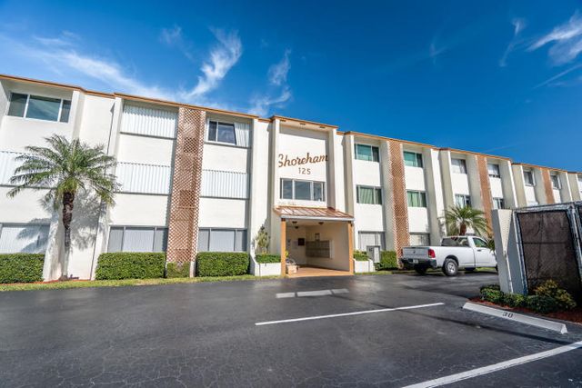 $215,000 | 125 Shore Court, Unit 302A | North Palm Beach