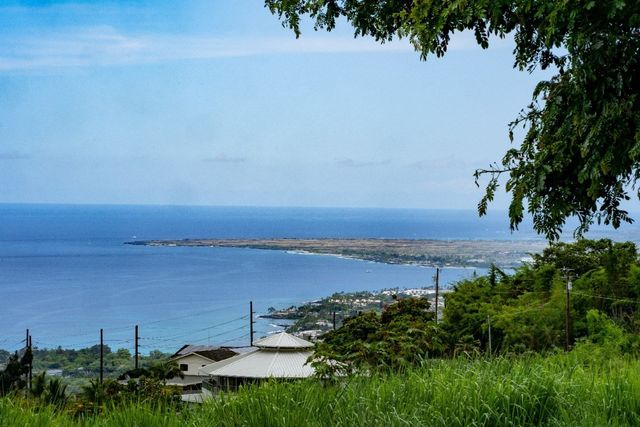 $1,699,000 | 78-6928 Walua Road | North Kona