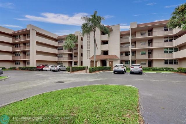 $264,900 | 1911 Sabal Palm Drive, Unit 205 | Sabal Palm of Pine