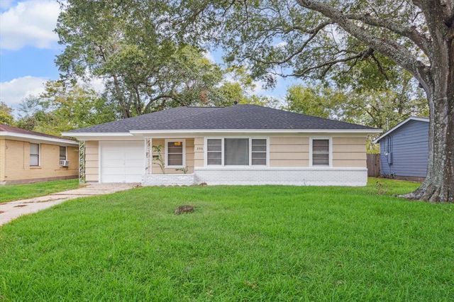 $175,000 | 206 South Pin Oak Drive | Texas City