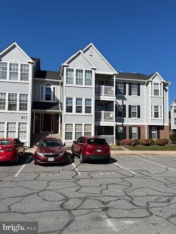 $1,750 | 617 Himes Avenue, Unit VI111 | Overlook