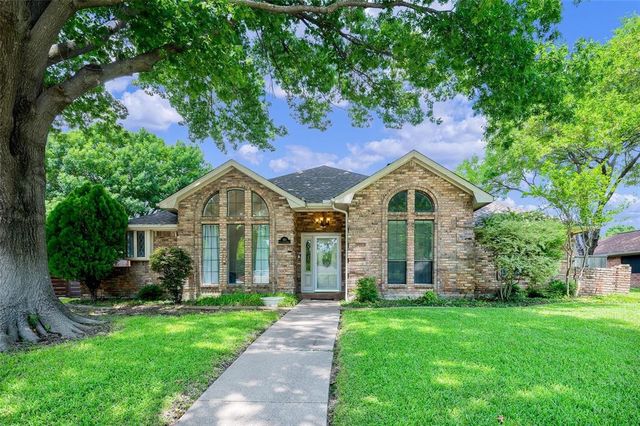 $449,900 | 1413 Pecan Creek Drive | North Garland