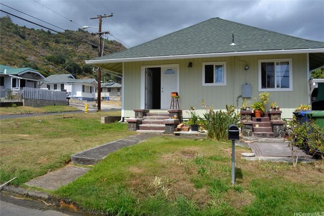 $2,280 | 718 Maui Street | Puunui