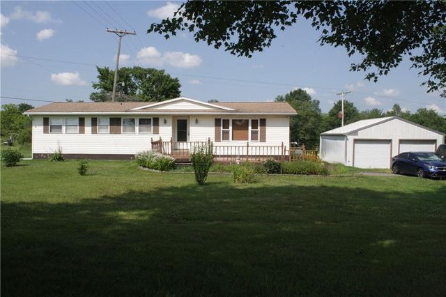 $185,000 | 20026 Grange Center Road | Hayfield Township - Crawford County