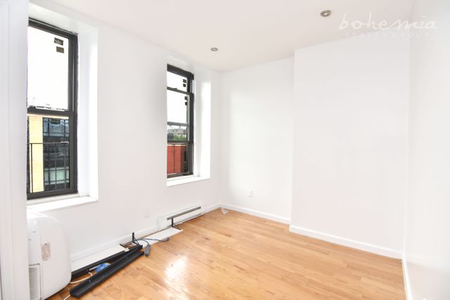 $4,400 | 953 Columbus Avenue, Unit 5N | Upper West Side