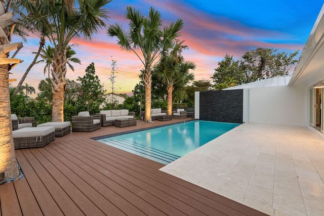 $1,500,000 | 250 West Flamingo Circle | Marco Beach