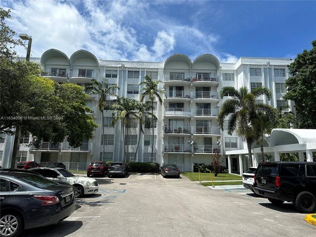 $1,680 | 484 Northwest 165th St Road, Unit A314 | Golden Glades