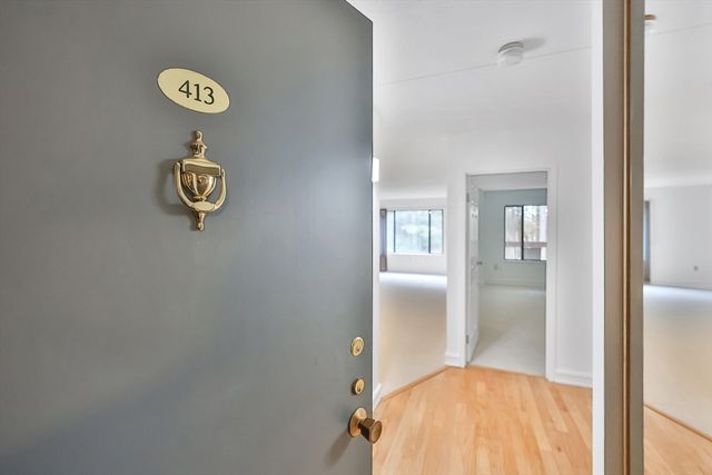 $329,000 | 1550 Worcester Road, Unit 413 | Framingham Center