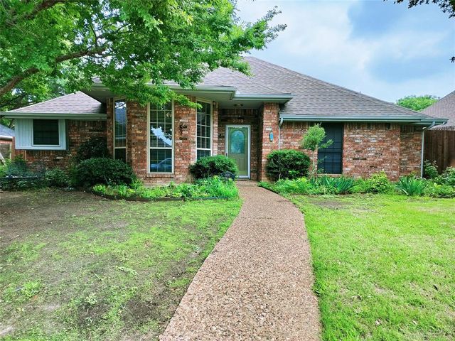 $435,000 | 2533 Belmeade Drive | Southwest Carrollton