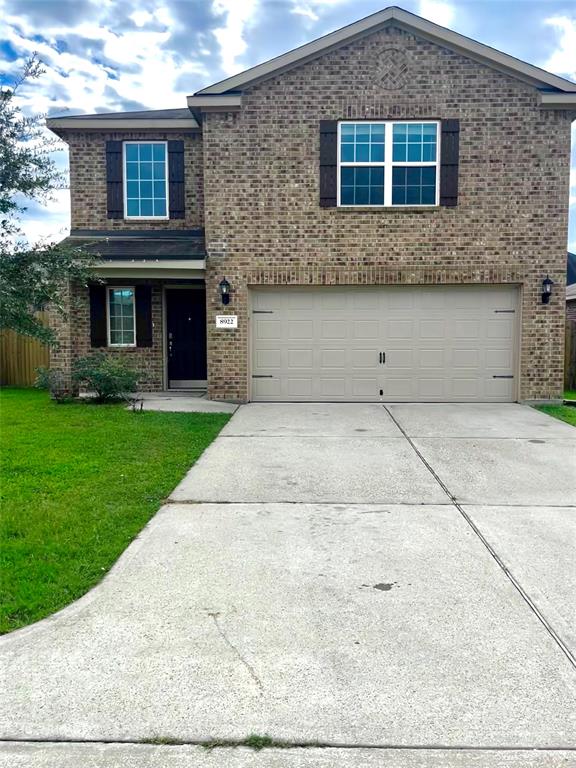 a front view of house with yard