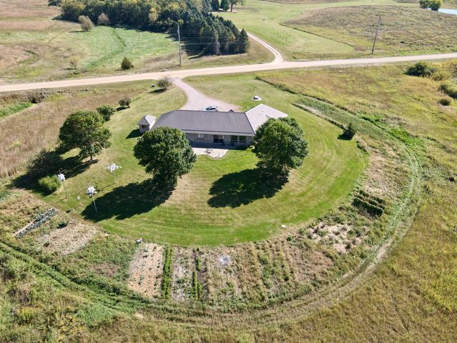 $675,000 | 5860 60th Street Northeast | Green Lake Township - Kandiyohi County