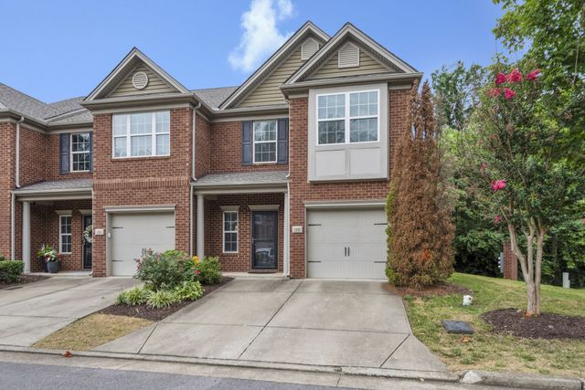 $2,300 | 1355 Crown Point Place | Oakhill Townhomes