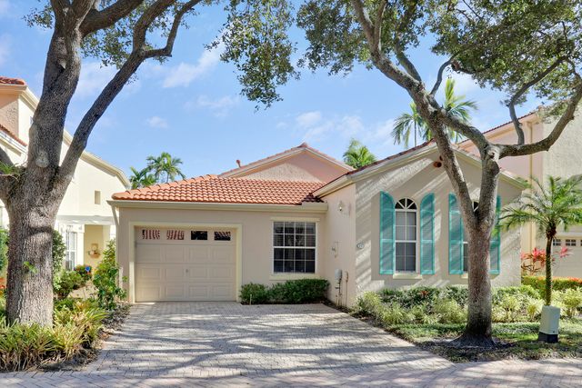 $649,900 | 71 Via Del Corso | PGA National