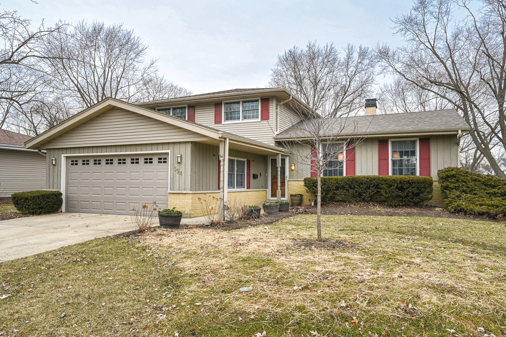 554 Dorset Avenue Glen Ellyn IL 60137 Compass