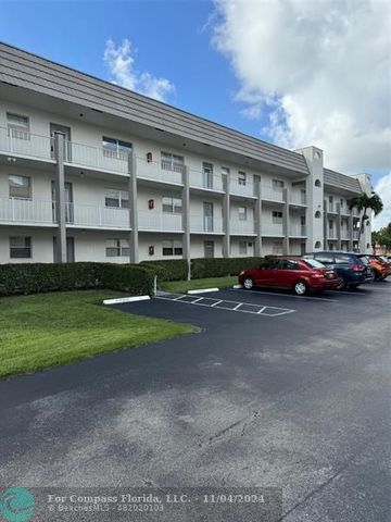 $99,000 | 8280 Sunrise Lakes Boulevard, Unit 206 | Sunrise Lakes