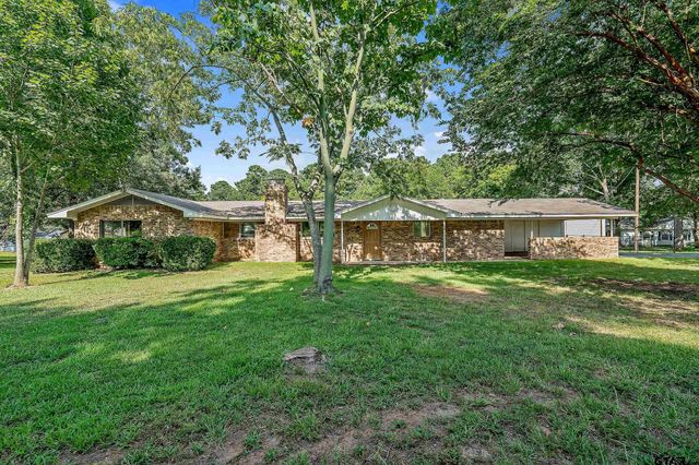 $284,900 | 1621 Baseball Loop