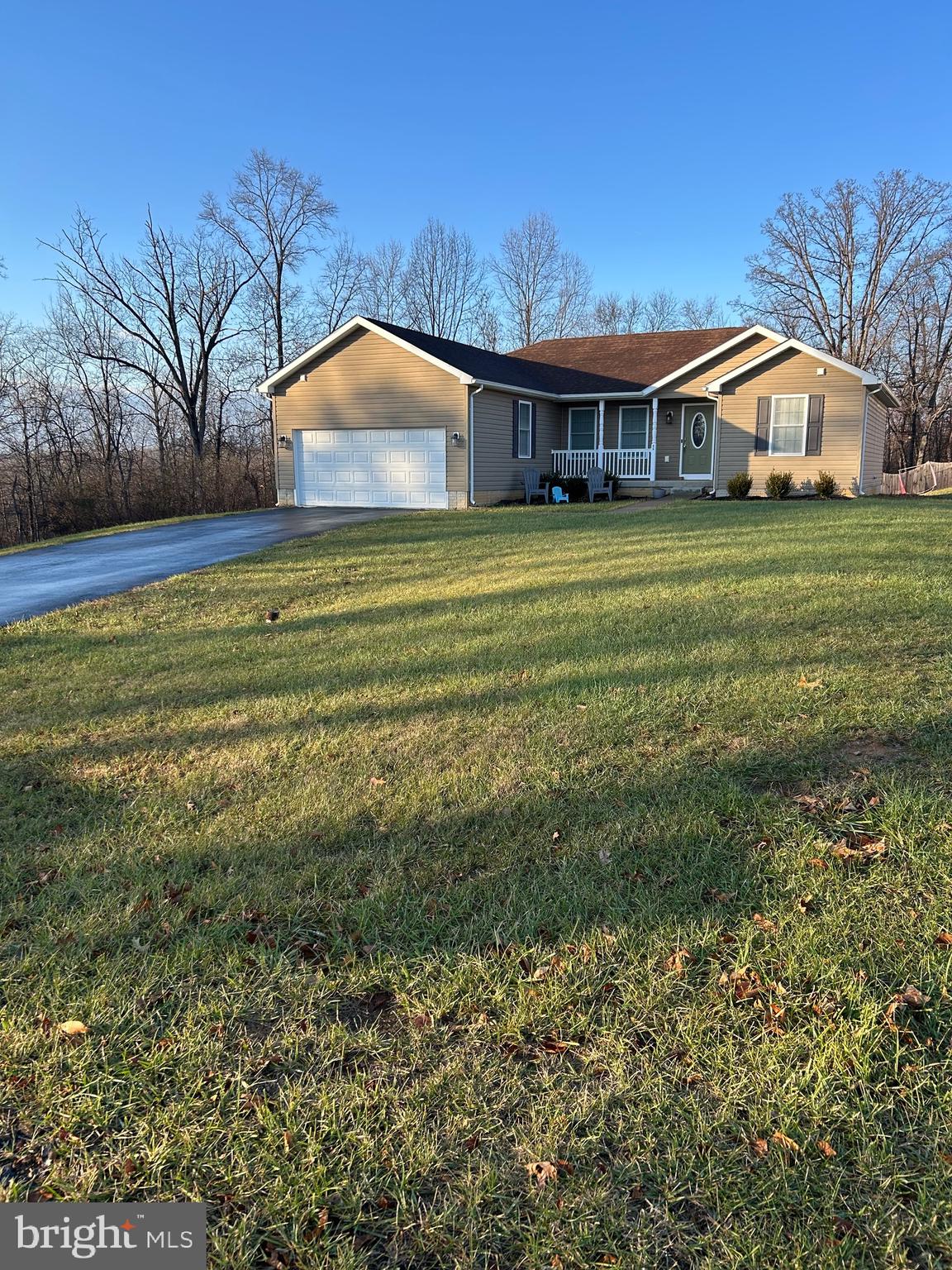 a view of house with garden