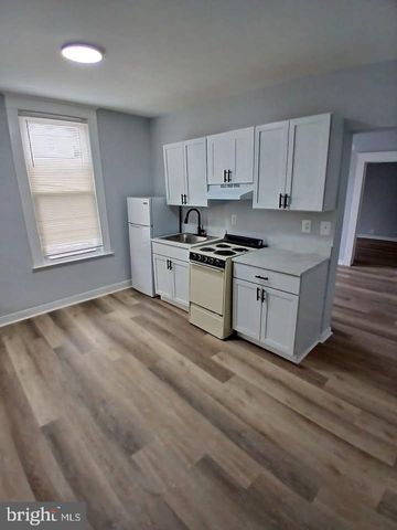 $1,200 | 3 East Elm Avenue | Overlea