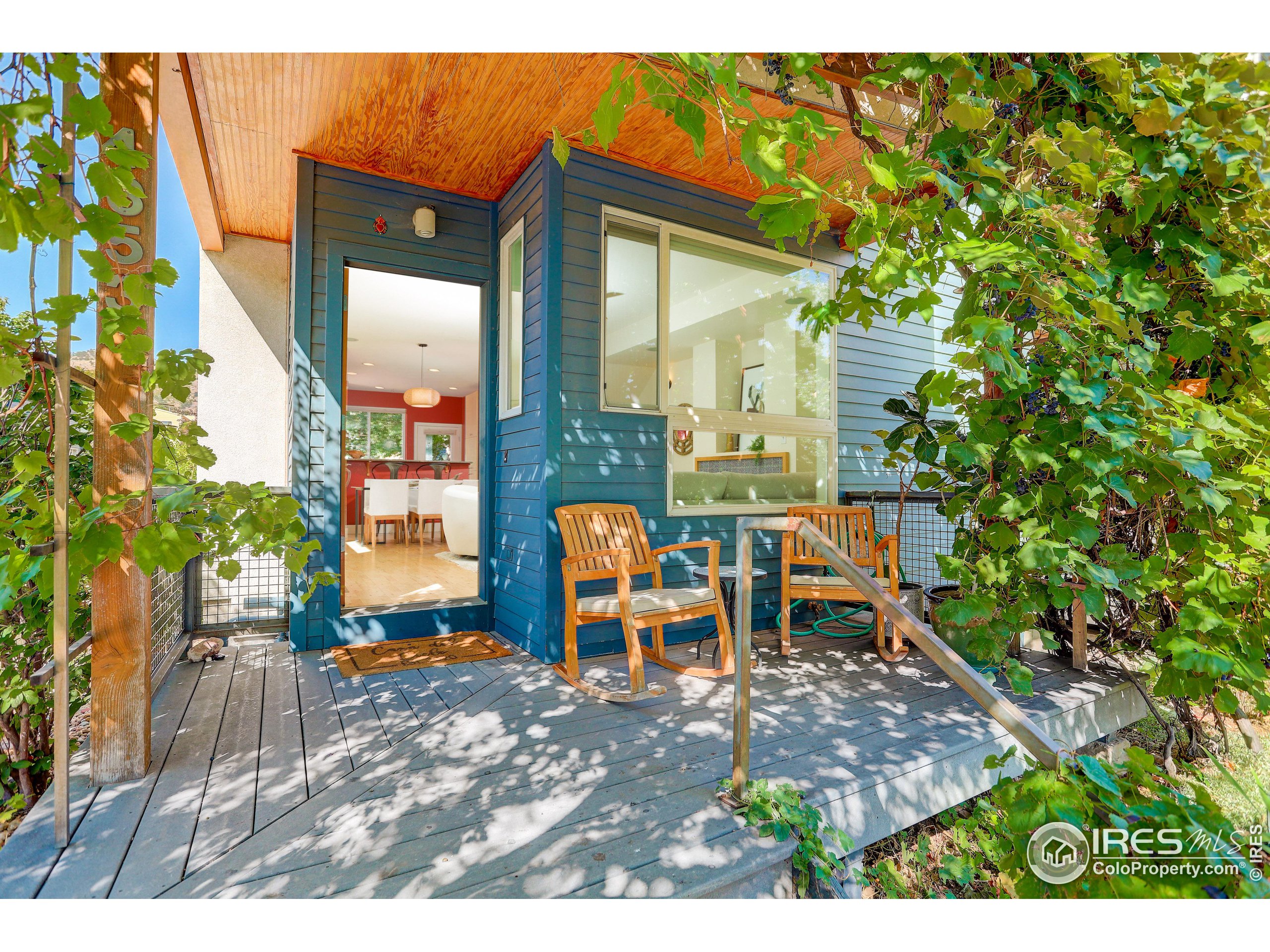 a view of outdoor space yard and patio