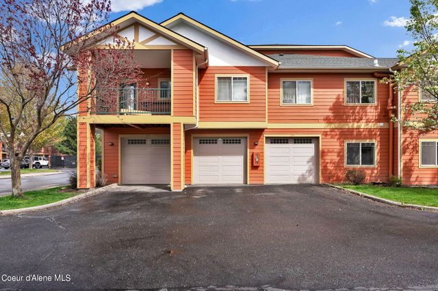 $359,900 | 6630 North Spurwing Loop, Unit 100 | Ramsey-Woodland