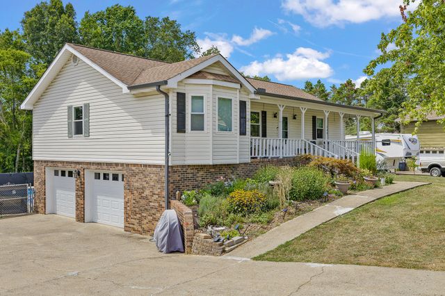 $357,500 | 244 Overbrook Drive | Fairview