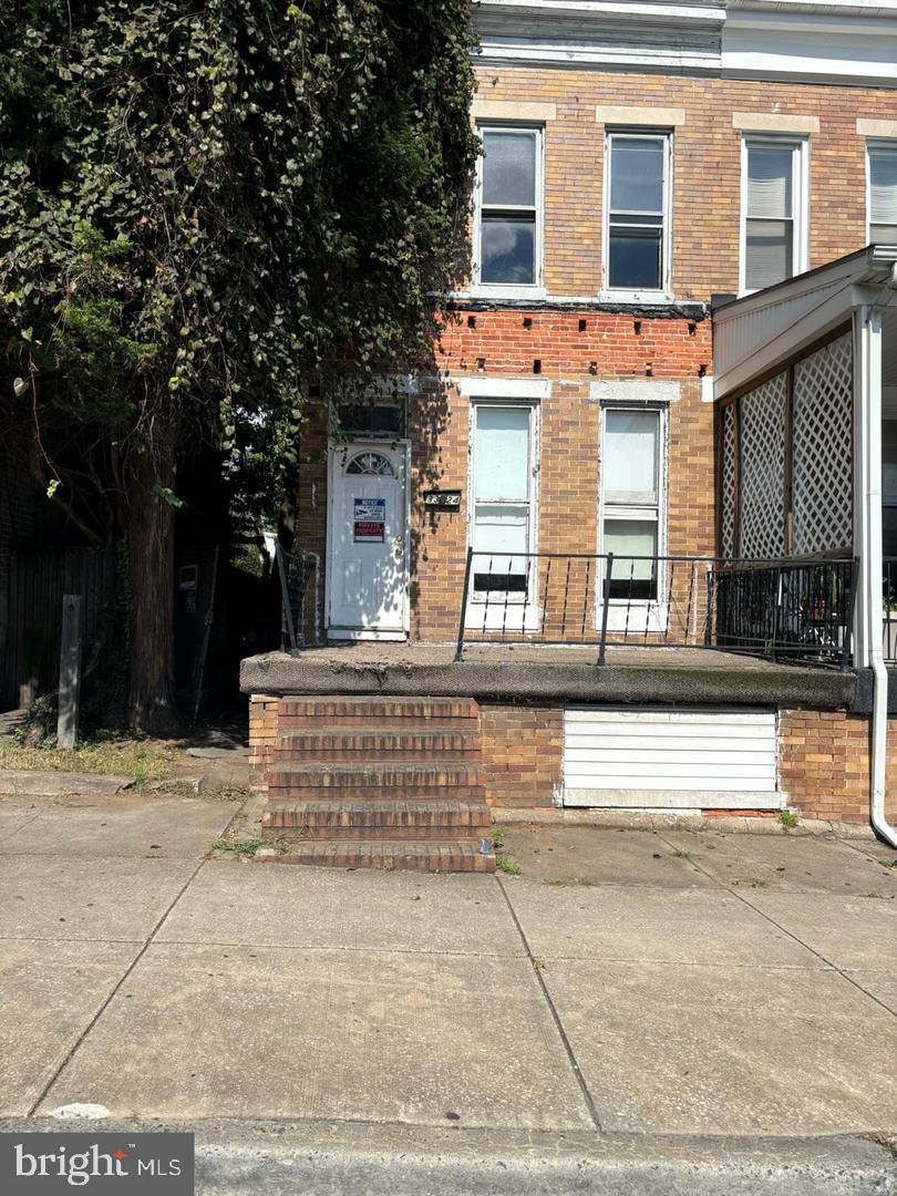 a view of a brick building