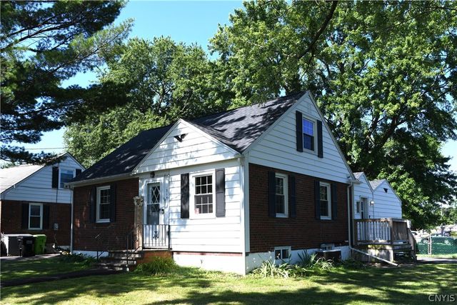 $199,900 | 315 Russell Avenue | Galeville