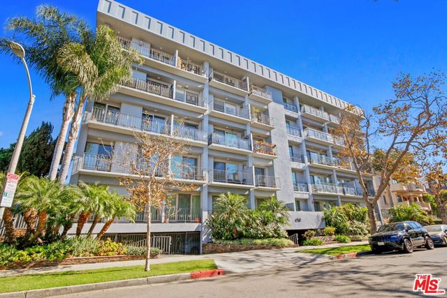 $6,800 | 450 South Maple Drive, Unit 204 | Beverly Hills