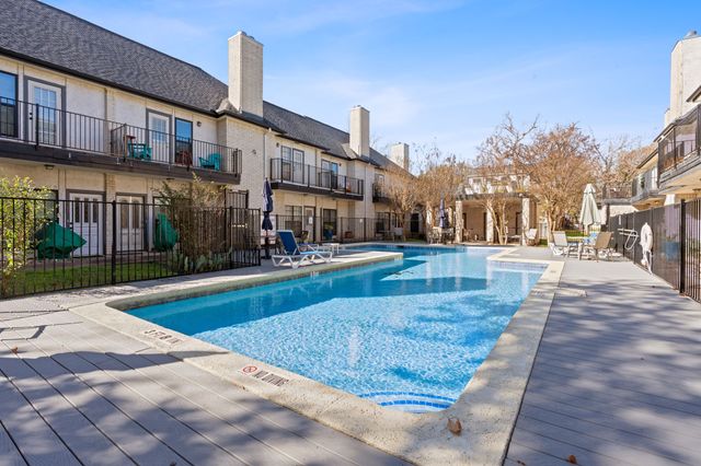 $2,600 | 1307 Kinney Avenue, Unit 136 | Zilker