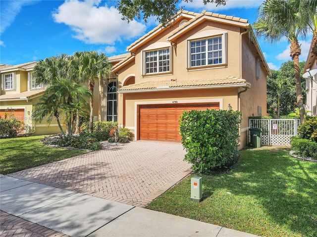 $775,000 | 4795 South Classical Boulevard | Delray Beach