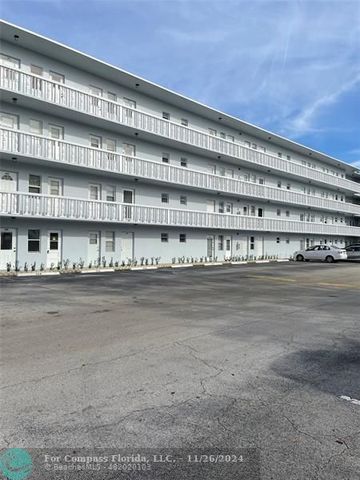 $2,300 | 604 Northeast 2nd Street, Unit 231 | Dania Beach