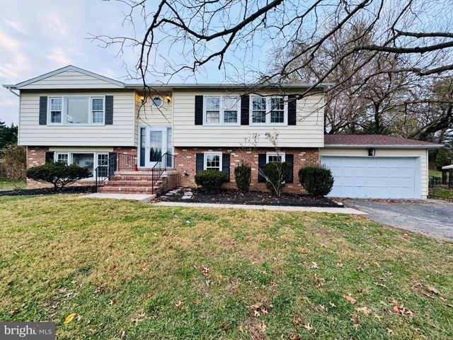 $729,990 | 9141 East Stayman Drive | Ellicott City