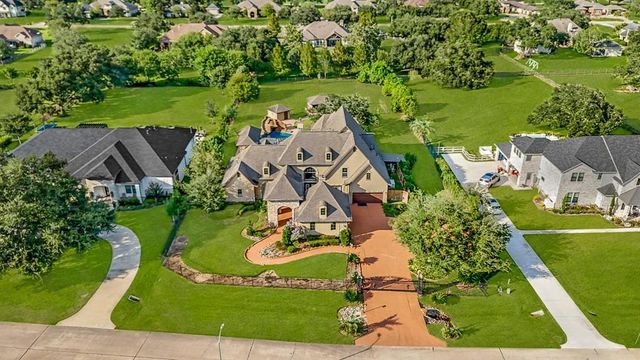 $1,699,000 | 32702 Westminster Drive | Weston Lakes