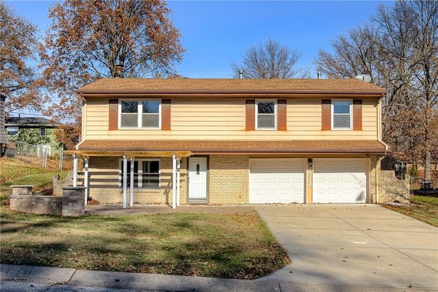 $280,000 | 5032 Northeast 57th Terrace | Ravenwood-Somerset