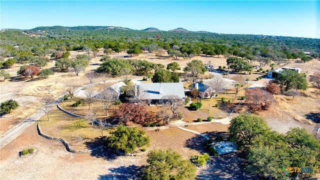 $2,500,000 | 521 Bluff Creek Road North