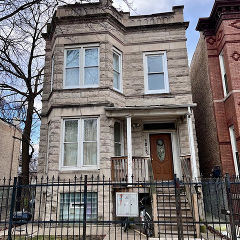 $1,700 | 4039 West Wilcox Street, Unit 2 | West Garfield Park