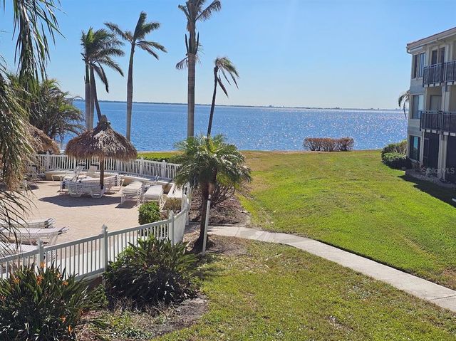 $374,000 | 6322 Palma Del Mar Boulevard South, Unit 215 | Isla del Sol