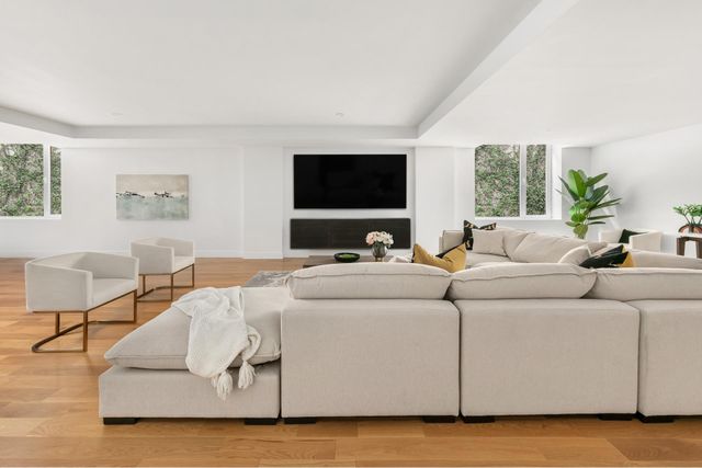 $3,495,000 | 427 East 90th Street, Unit 1A | Upper East Side