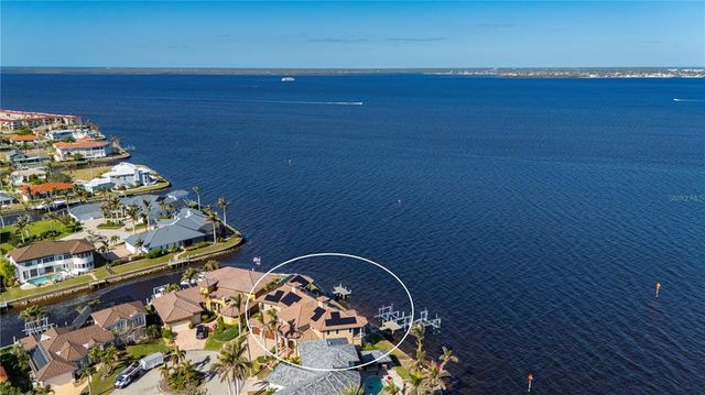 $3,700,000 | 2102 Palm Tree Drive | Punta Gorda Isles