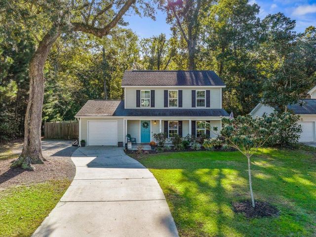 $479,500 | 1944 Suzanne Street | Cedar Spring