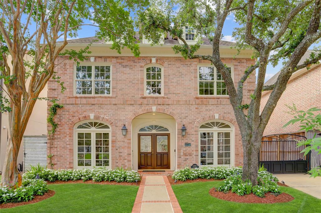 Welcome home to 4005 Tennyson!  Beautifully landscaped with pretty trees, gas lamps, and motorized gate, this West U gem is a 10/10 on curb appeal!