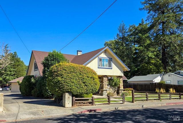 $620,000 | 433 Park Boulevard | Ukiah