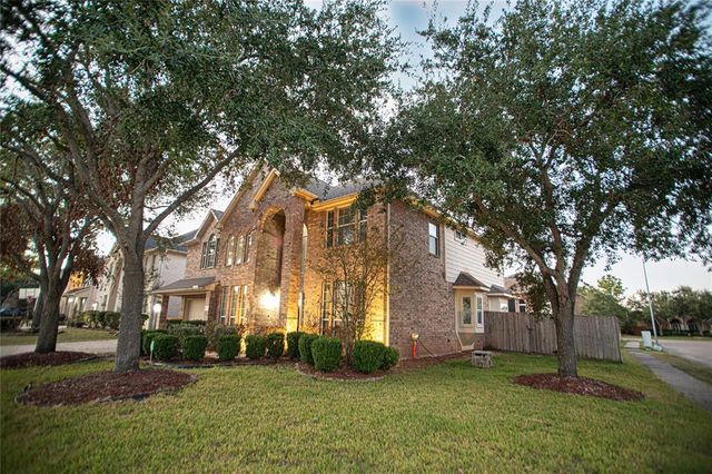 $499,000 | 12301 Signal Hill Court | Shadow Creek Ranch