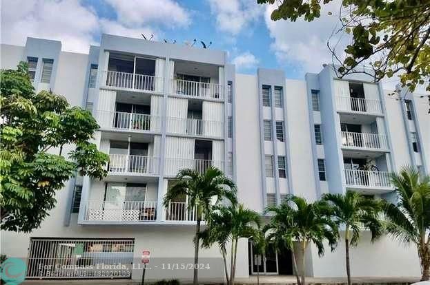 $2,900 | 7705 Abbott Avenue, Unit 201 | North Beach